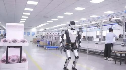 人工智能基础软件与应用创新竞速 从亚马逊Statbot到华为、微美全息的多元探索