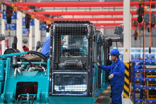 智慧工厂引领生产节拍 走进山河智能，一探人工智能基础软件开发究竟